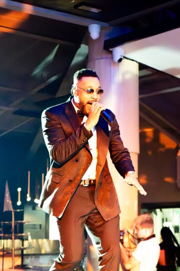 Singer DRU performing at LIV