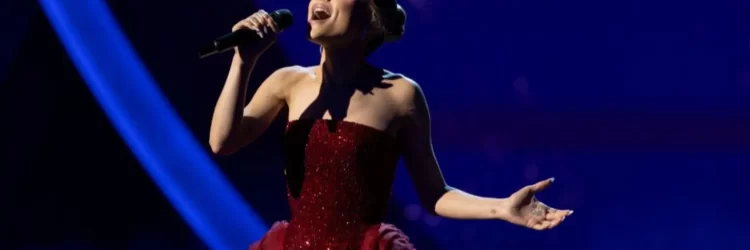 Ariana Grande Announces First Tour in Seven Years