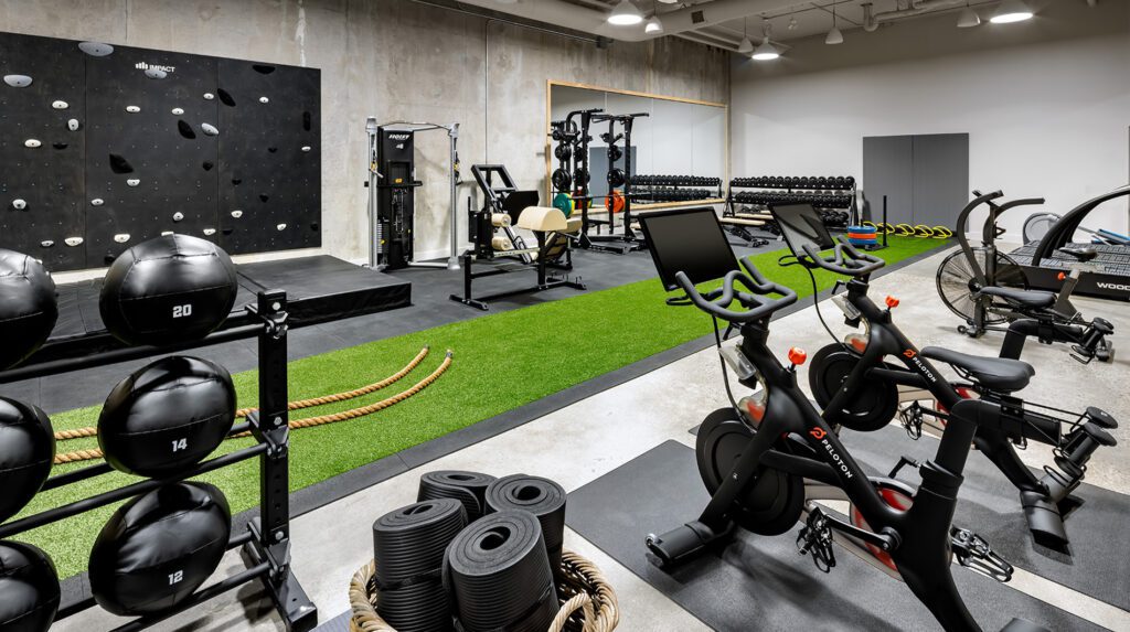 1-hotel-toronto-field-house