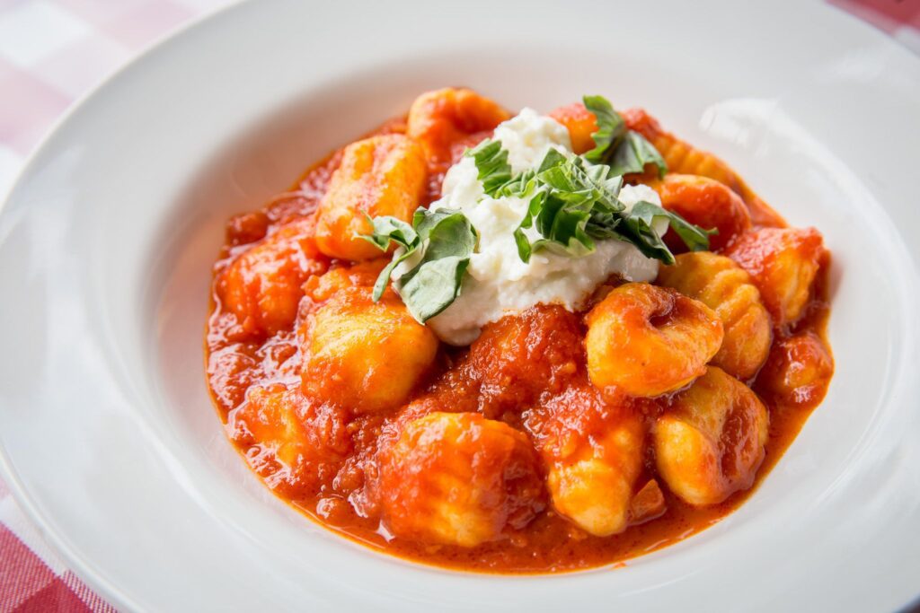 2-sugo-toronto-italian-restaurant