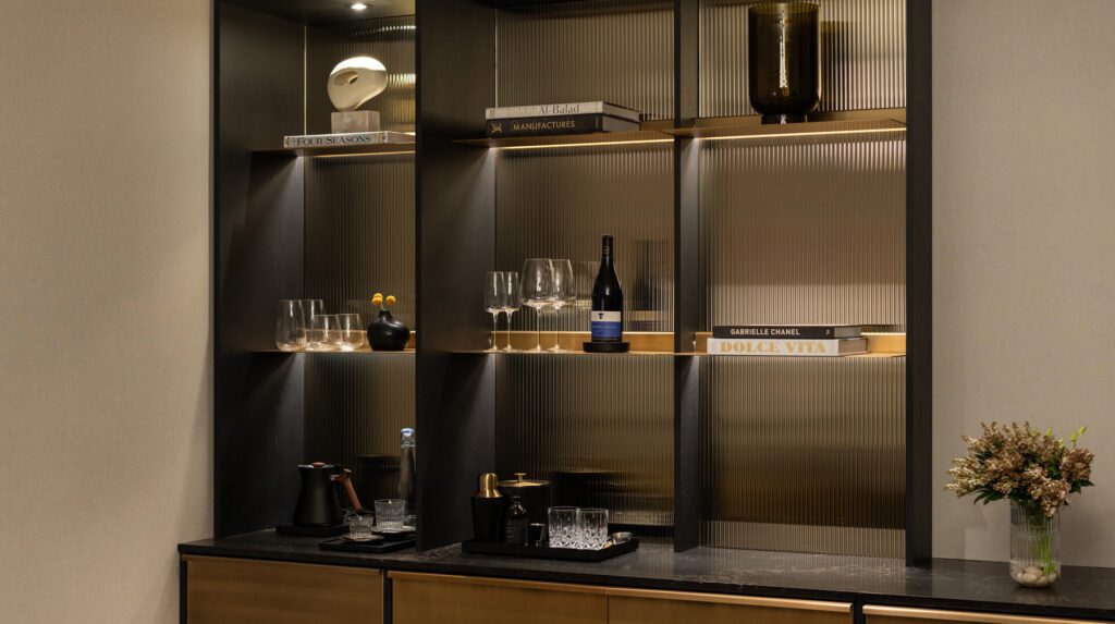 four-seasons-hotel-toronto-mini-bar
