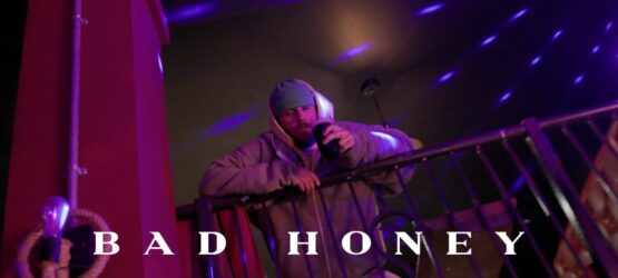Justin Bieber- BAD HONEY