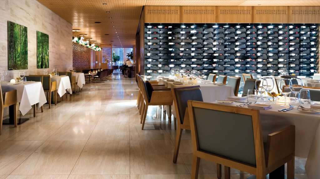 shangri-la-hotel-toronto-dining-room