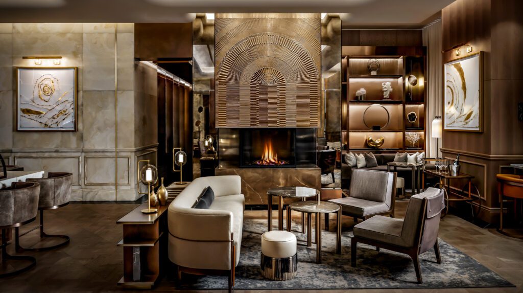 the-st-regis-toronto-astor-lounge-evening