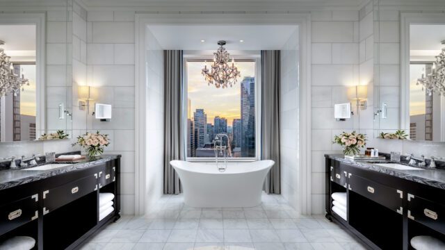 the-st-regis-toronto-astor-masther-bathroom