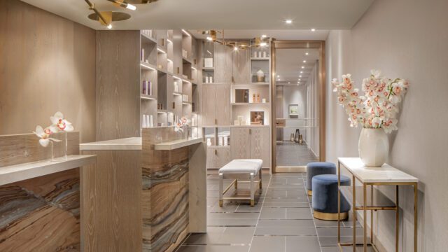 the-st-regis-toronto-the-spa-reception