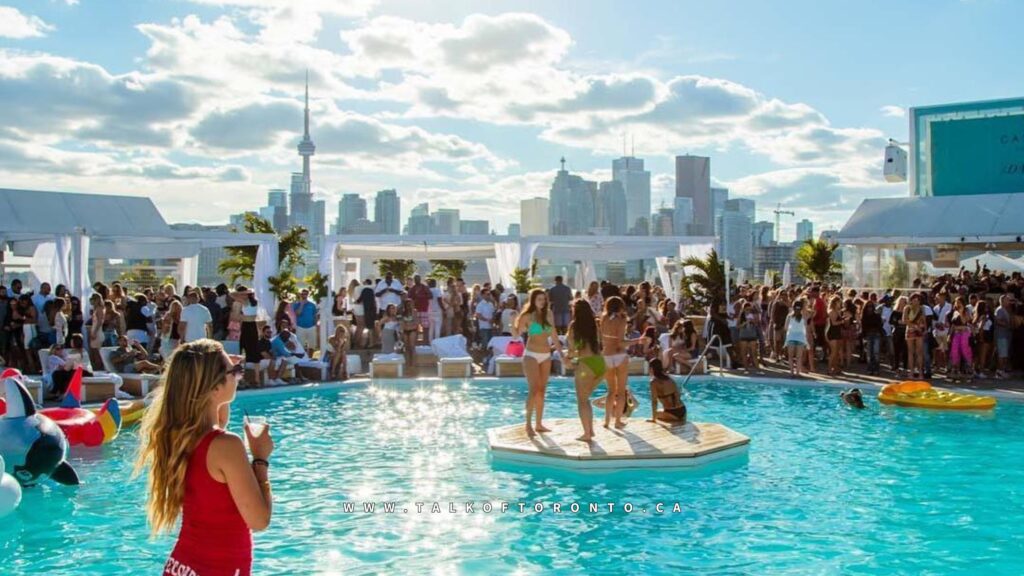 Cabana Pool Bar in Toronto