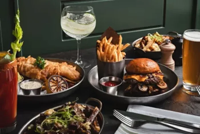 Restaurant dining at Chelsea Hotel, Toronto