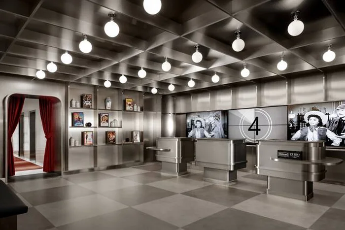 Lobby at Revery Toronto Downtown, Curio Collection by Hilton