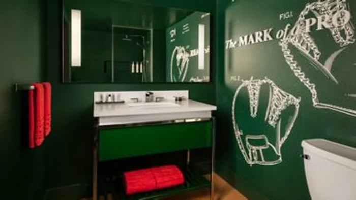 Guest bathroom at Toronto Marriott City Centre Hotel