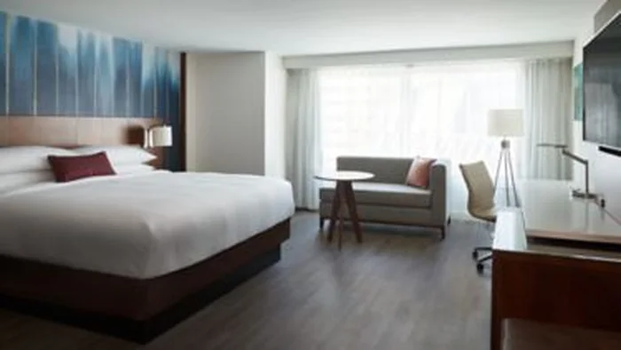 Guest room at Toronto Marriott City Centre Hotel