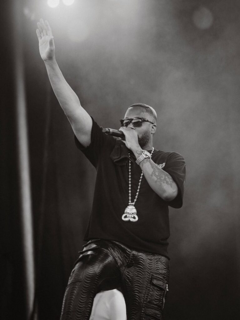 Kardinal Offishall Sauble Beach Toronto photo 14