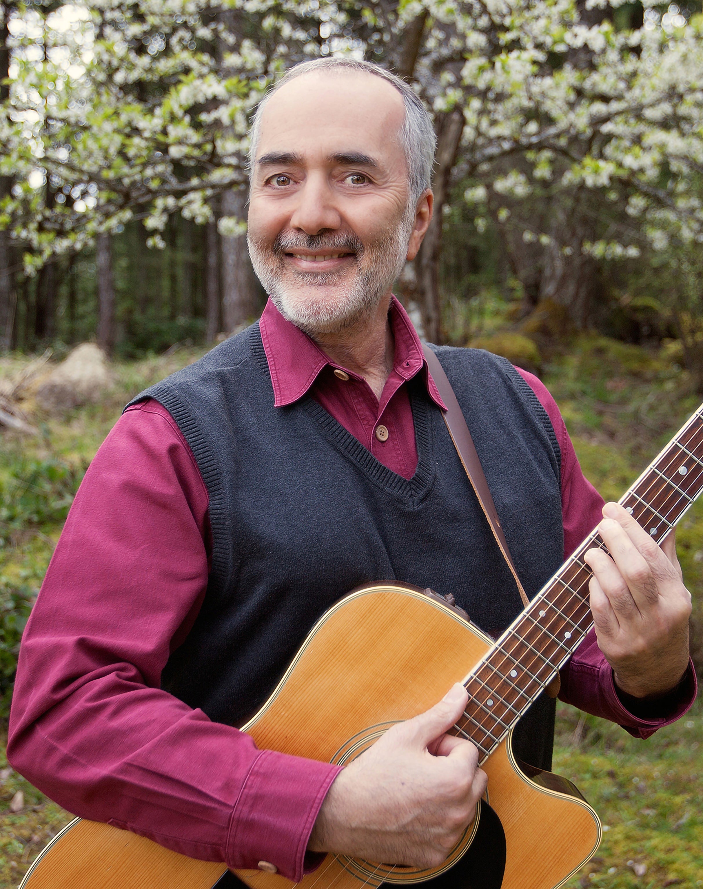 Raffi Toronto at Massey Hall