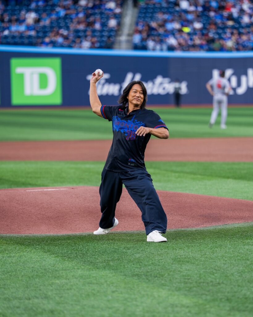 Sung Kang Blue Jays first pitch Toronto photo 2