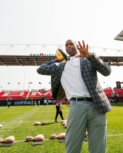 Toronto Raptors Buffalo Bills photo 5