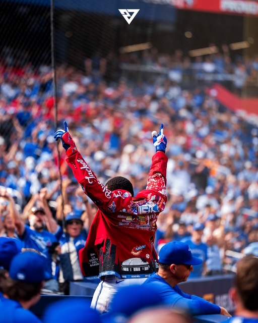 Vladimir Guerrero Jr. home run Toronto photo 5